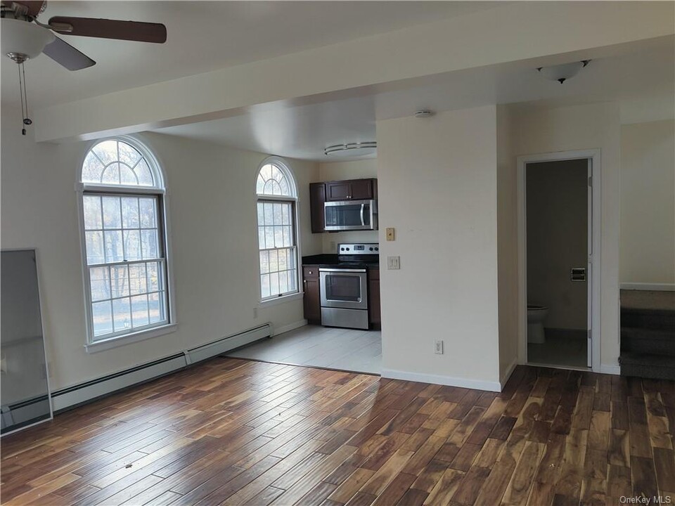 235 Main St in Highland Falls, NY - Building Photo