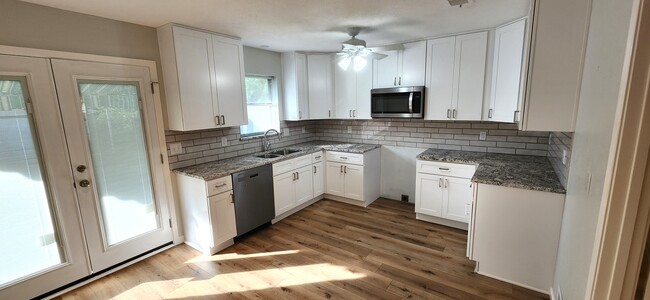 7473 Walling Ln in Dallas, TX - Building Photo - Building Photo