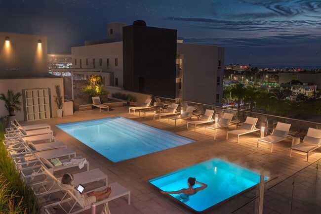 1550 Lincoln Boulevard Santa Monica, CA 90401 in Santa Monica, CA - Building Photo - Building Photo