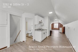 3292 W 105th St in Cleveland, OH - Building Photo - Building Photo