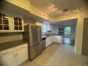 3878 S Bushmill Dr in Bloomington, IN - Building Photo - Building Photo