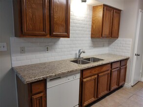 17726 Glenpatti Dr in Houston, TX - Foto de edificio - Building Photo