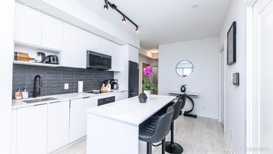 5 Defries St in Toronto, ON - Building Photo - Building Photo