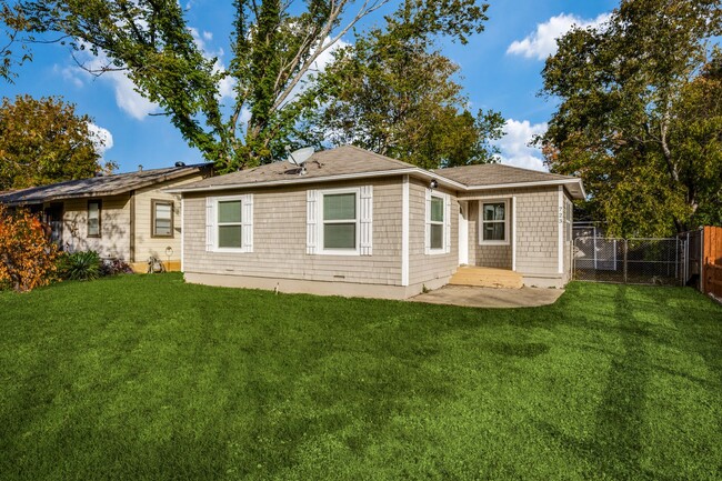 property at 723 Glen Rhea Dr