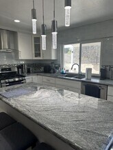 10220 Keoki St in San Diego, CA - Building Photo - Building Photo