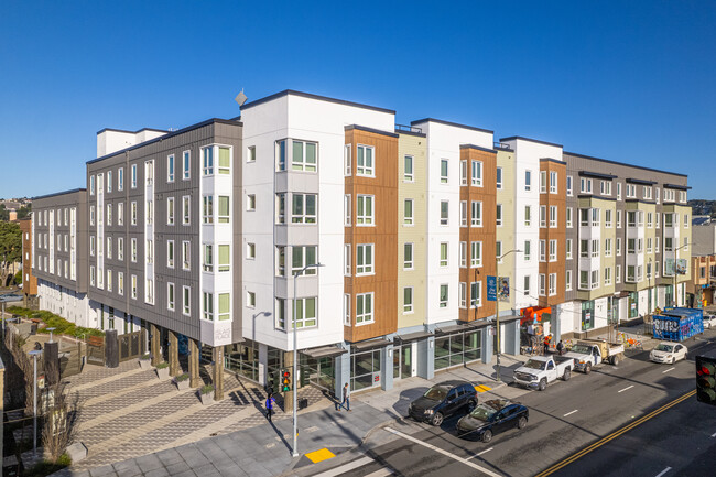 Islais Place in San Francisco, CA - Building Photo - Primary Photo