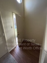 2316 Summer Oaks Ct in Arlington, TX - Building Photo - Building Photo