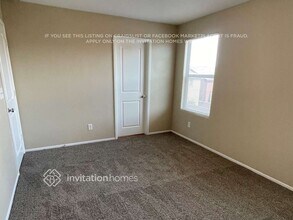 9331 Wild Lariat Ave in Las Vegas, NV - Building Photo - Building Photo