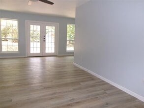 1209 NE 20th St in Grand Prairie, TX - Building Photo - Building Photo