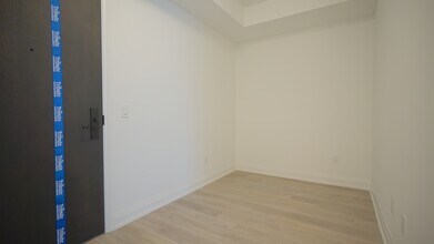 20-2420 Soudan Ave in Toronto, ON - Building Photo - Building Photo