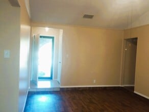 6628 Harrison Way in Watauga, TX - Foto de edificio - Building Photo