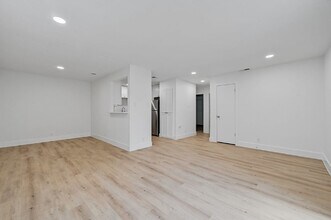 2617 Ektom Dr in Austin, TX - Building Photo - Building Photo