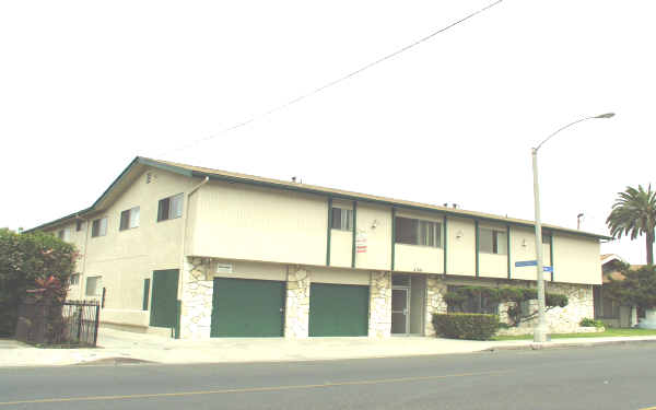 2501 E 4th St in Long Beach, CA - Foto de edificio - Building Photo