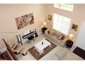 5458 SW 195th Terrace in Miramar, FL - Building Photo - Building Photo