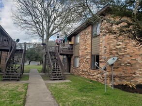 2135 8th St in Hempstead, TX - Building Photo - Building Photo