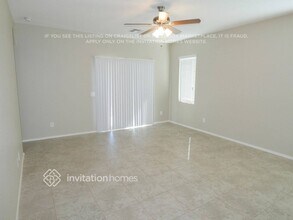 649 E Canyon Rock Rd in San Tan Valley, AZ - Foto de edificio - Building Photo