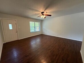 2331 Campden Dr in Austin, TX - Building Photo - Building Photo