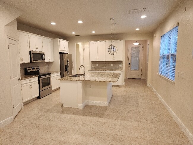 11704 Cambium Crown Dr in Riverview, FL - Building Photo - Building Photo