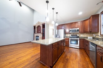 15497 Junegrass Ln in Eden Prairie, MN - Building Photo - Building Photo