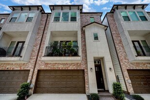 2231 Chenevert St in Houston, TX - Building Photo