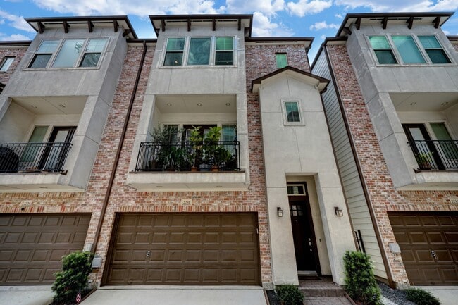 property at 2231 Chenevert St