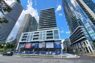 65 Annie Craig Dr in Toronto, ON - Building Photo - Building Photo