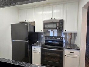 8910 Fox Dr, Unit 14 in Thornton, CO - Building Photo - Building Photo