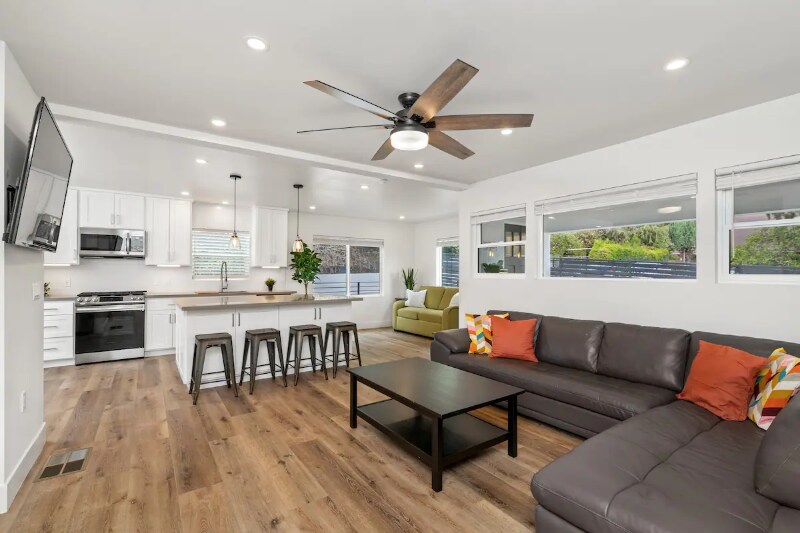 314 S Avenue 60 in Los Angeles, CA - Building Photo