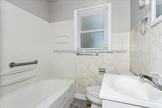4041 E Bellaire St in Wichita, KS - Building Photo - Building Photo