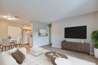 Auburn Park Apartments in Cincinnati, OH - Foto de edificio - Interior Photo