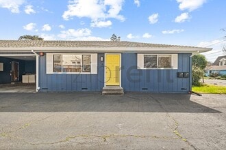 12 Post St in Petaluma, CA - Building Photo - Building Photo