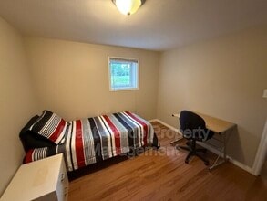 13003-13117 117 Ave NW in Edmonton, AB - Building Photo - Building Photo