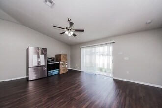 1144 Orne Ct in Kissimmee, FL - Building Photo - Building Photo