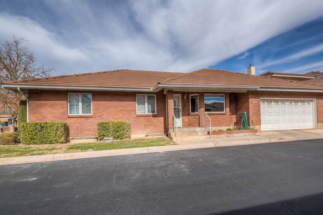 615 E 160 S in Saint George, UT - Building Photo