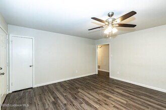 3805 48th St in Lubbock, TX - Foto de edificio - Building Photo