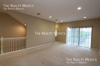 3736 Avalon Park E Blvd in Orlando, FL - Building Photo - Building Photo