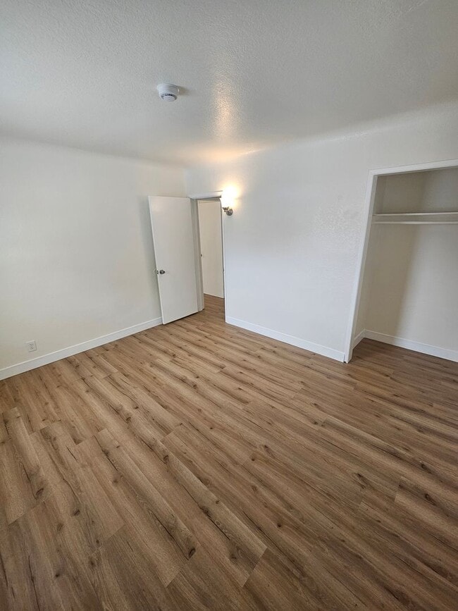 4427-4429 W 171st St in Lawndale, CA - Building Photo - Building Photo