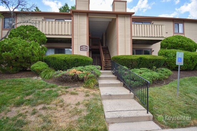 property at 115 Hickory Ct
