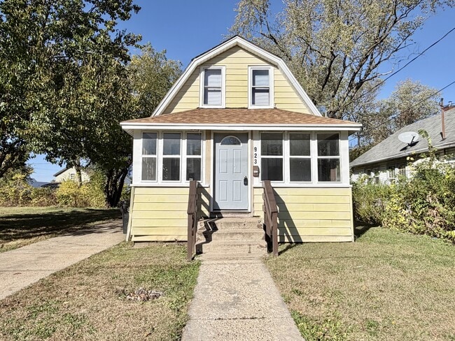 923 Randall St in Beloit, WI - Building Photo - Building Photo