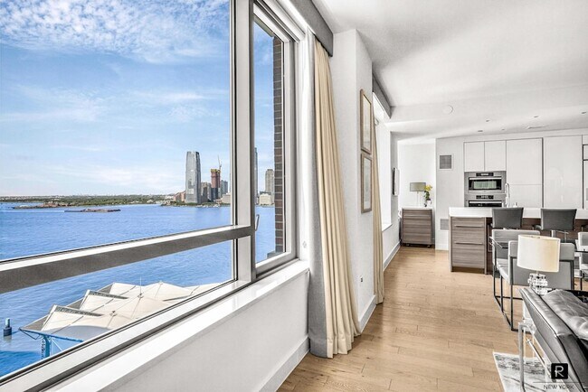 2 River Ter. in New York, NY - Building Photo - Building Photo
