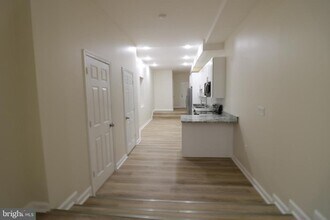 725 N Chester St in Baltimore, MD - Building Photo - Building Photo