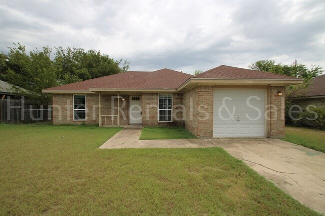 property at 2604 Cross Timber Dr