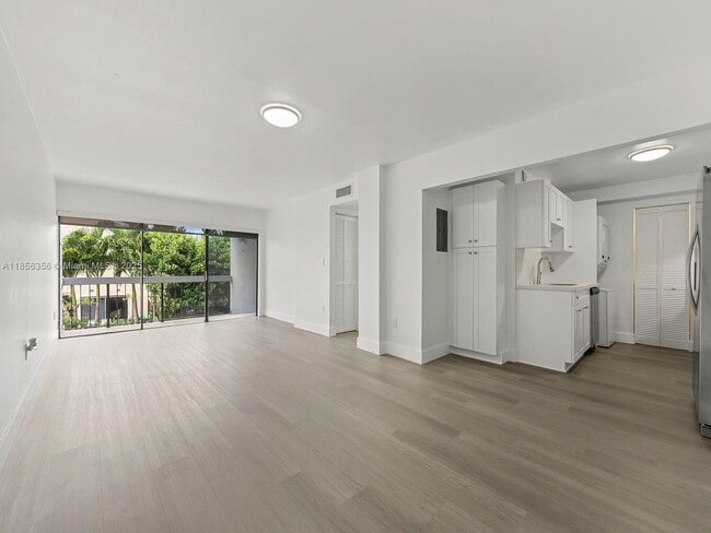 property at 13870 SW 62nd St