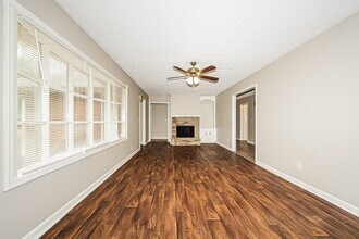 5234 Swiss Air Dr in Murfreesboro, TN - Building Photo - Building Photo