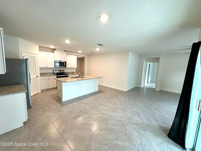 3353 Bengal Dr in Titusville, FL - Building Photo - Building Photo