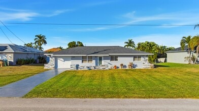 1145 SW 44th Ter in Cape Coral, FL - Building Photo - Building Photo