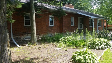 800 S Home St-Unit -1 in Wittenberg, WI - Building Photo - Building Photo