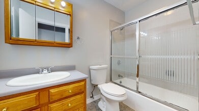 5 Stafford St, Unit #2 in Boston, MA - Building Photo - Building Photo