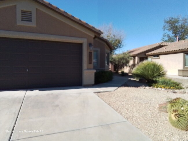 872 E Ashburn Mountain Dr in Sahuarita, AZ - Foto de edificio - Building Photo