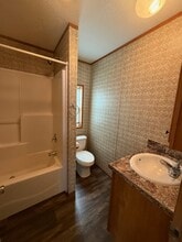 519 S English Creek Rd in Egg Harbor City, NJ - Building Photo - Building Photo